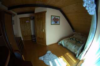 Гостевой дом Prutets Guest House Татаров Бюджетный двухместный номер с 1 кроватью-4